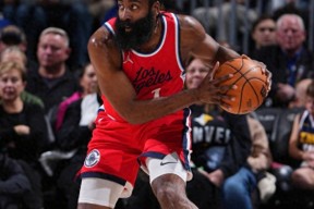 布莱顿对狼队分析-爱游戏